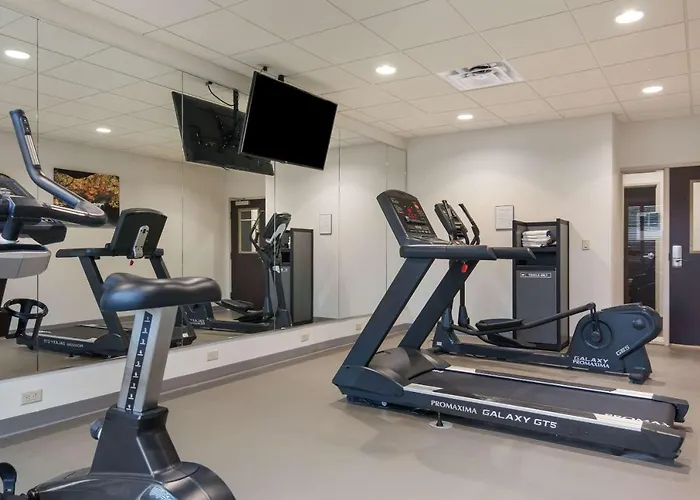 Mainstay Suites East Camden